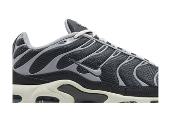 Air Max Plus SE Greyscale Cool Grey