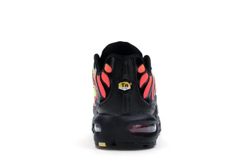 Air Max Plus Black Volt Solar Red